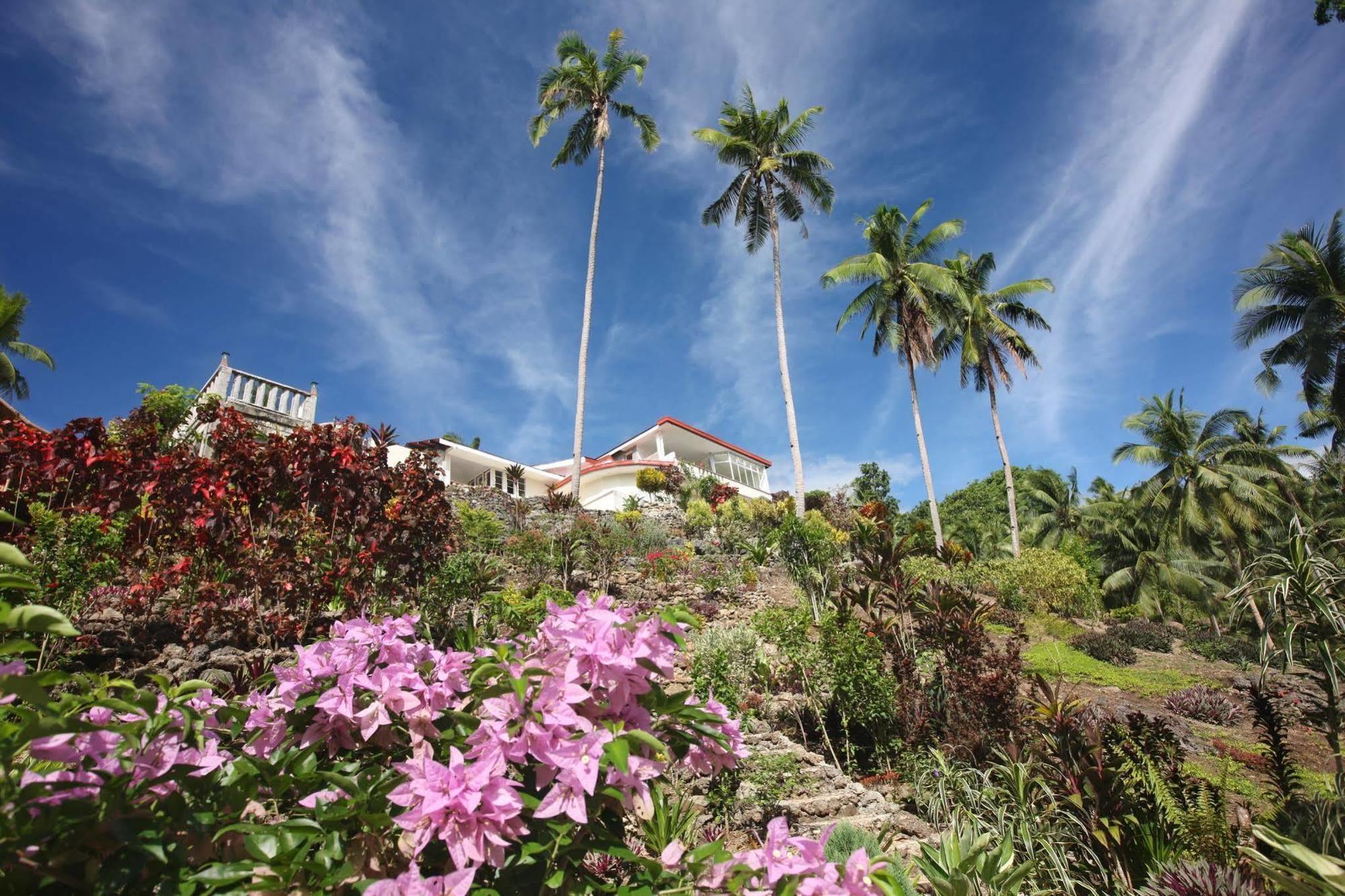 Guindulman Bay Tourist Inn Buitenkant foto